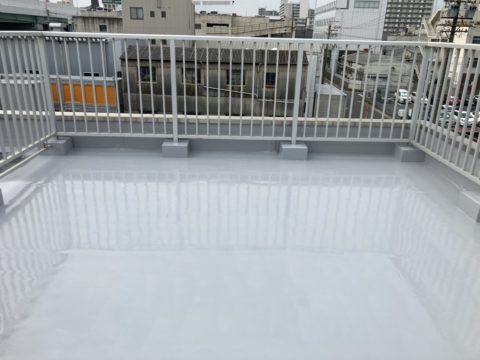 屋上やベランダの防水工事は株式会社松本におまかせを！